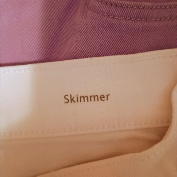 Gloria Vanderbilt Skimmer Capris White, Sz 10, Slimming, Denim, Hi Rise NWOT - Picture 6 of 6